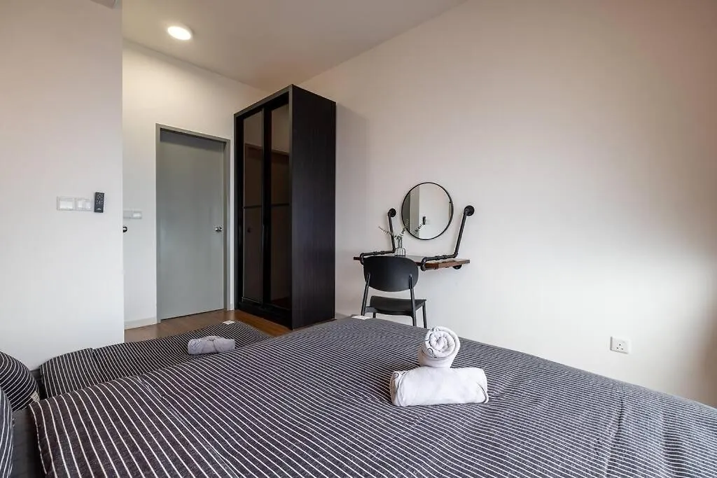 New M Vertica 3Bedroom 8Pax Infinity Pool Mrt中文房东 Kuala Lumpur