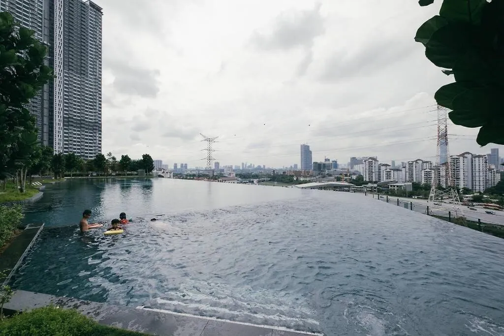 New M Vertica 3Bedroom 8Pax Infinity Pool Mrt中文房东 Kuala Lumpur 0*,