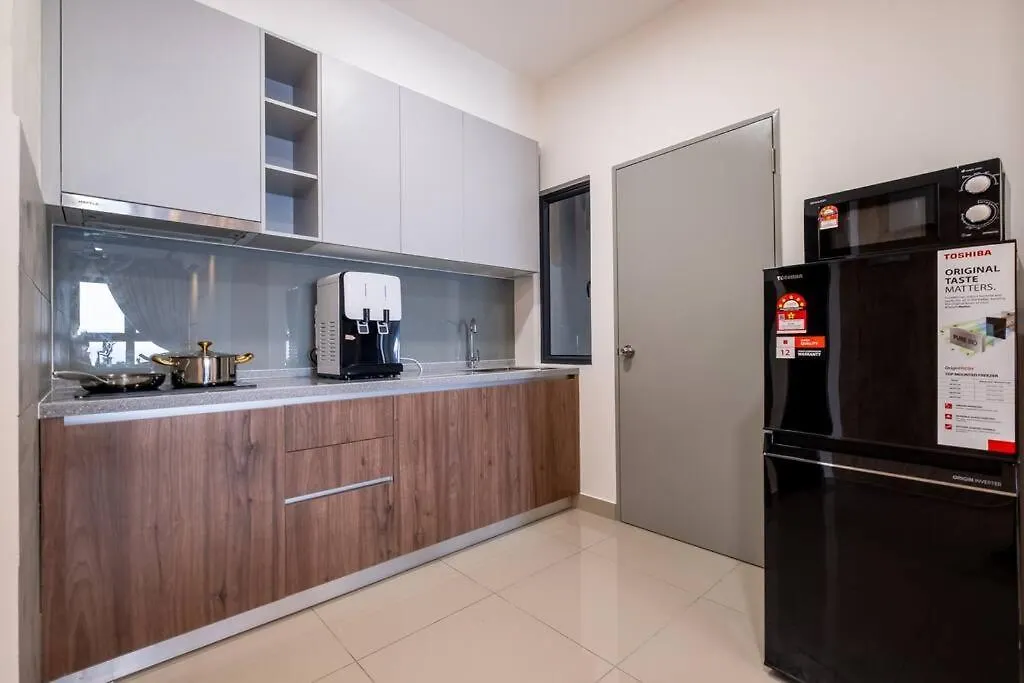 New M Vertica 3Bedroom 8Pax Infinity Pool Mrt中文房东 Kuala Lumpur Apartment